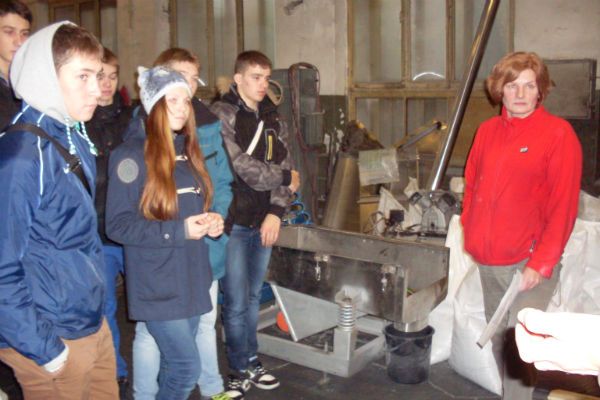 2013-ekskursija-zavod1