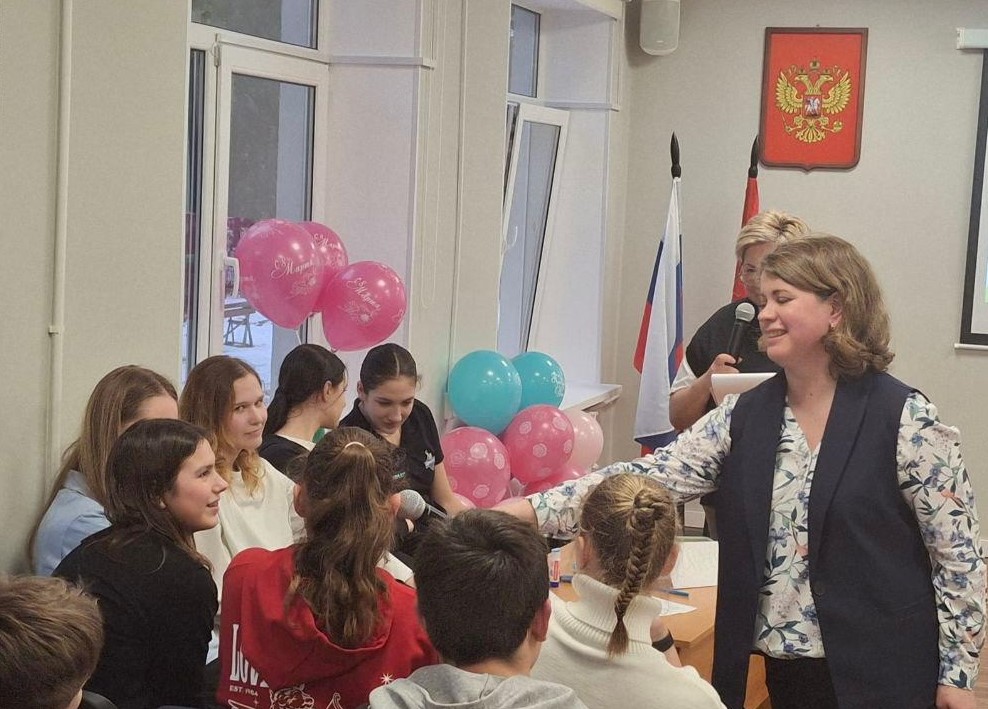 8 марта 1 2